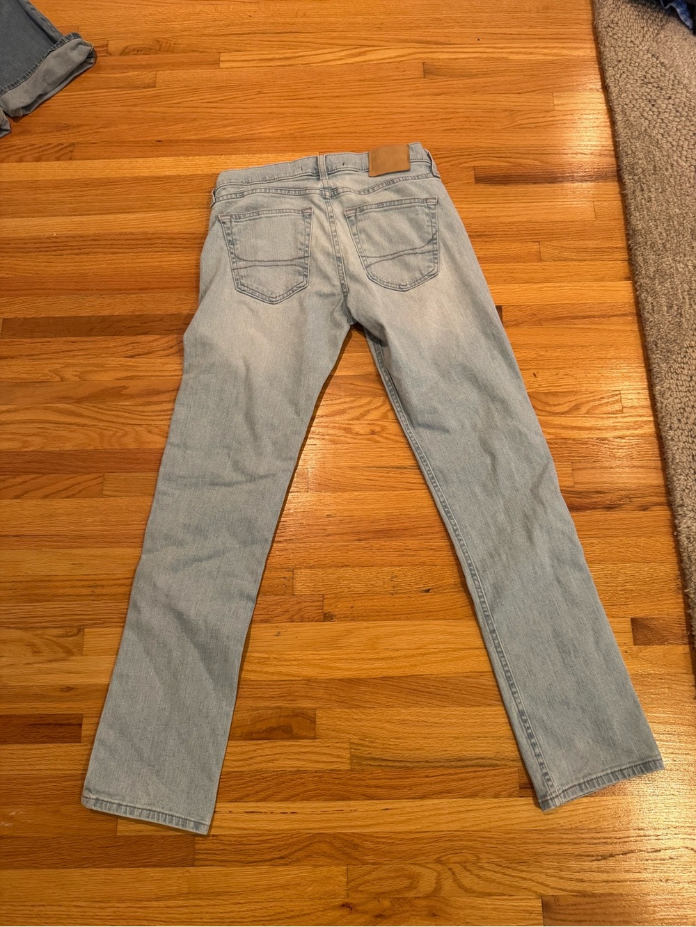 Hollister Men's Light Wash Straight Jeans